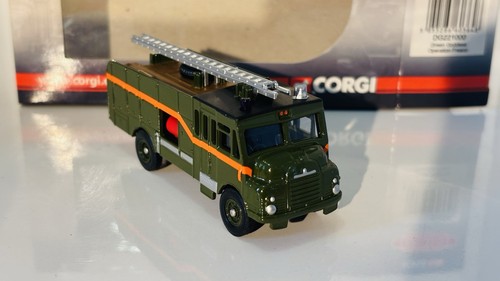 Corgi trackside scale - corgi,