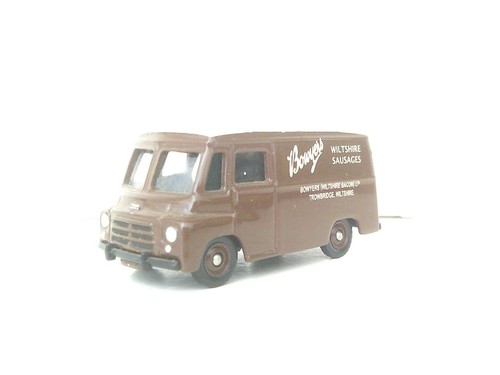 Corgi trackside morris van - corgi,