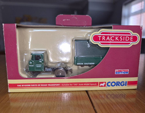 Corgi trackside scammell - corgi,