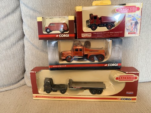 Corgi trackside models - corgi, in